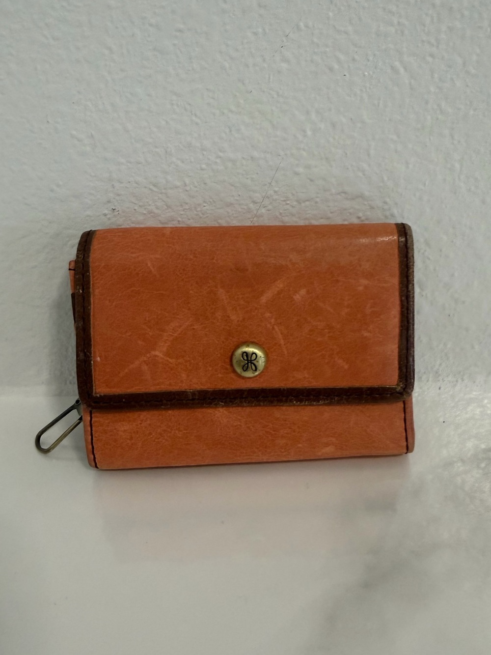 Hobo wallet w key chain clip floral interior orange leather coin